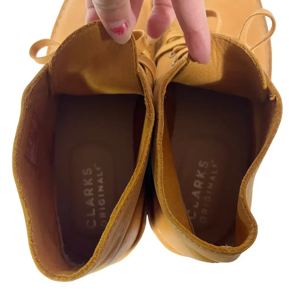 Men's Tan Leather Chukka Boots - Classic Lace-Up